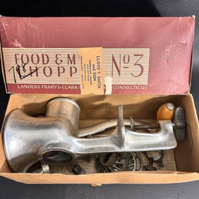Universal No.3 Food and Meat Chopper with Original Packaging