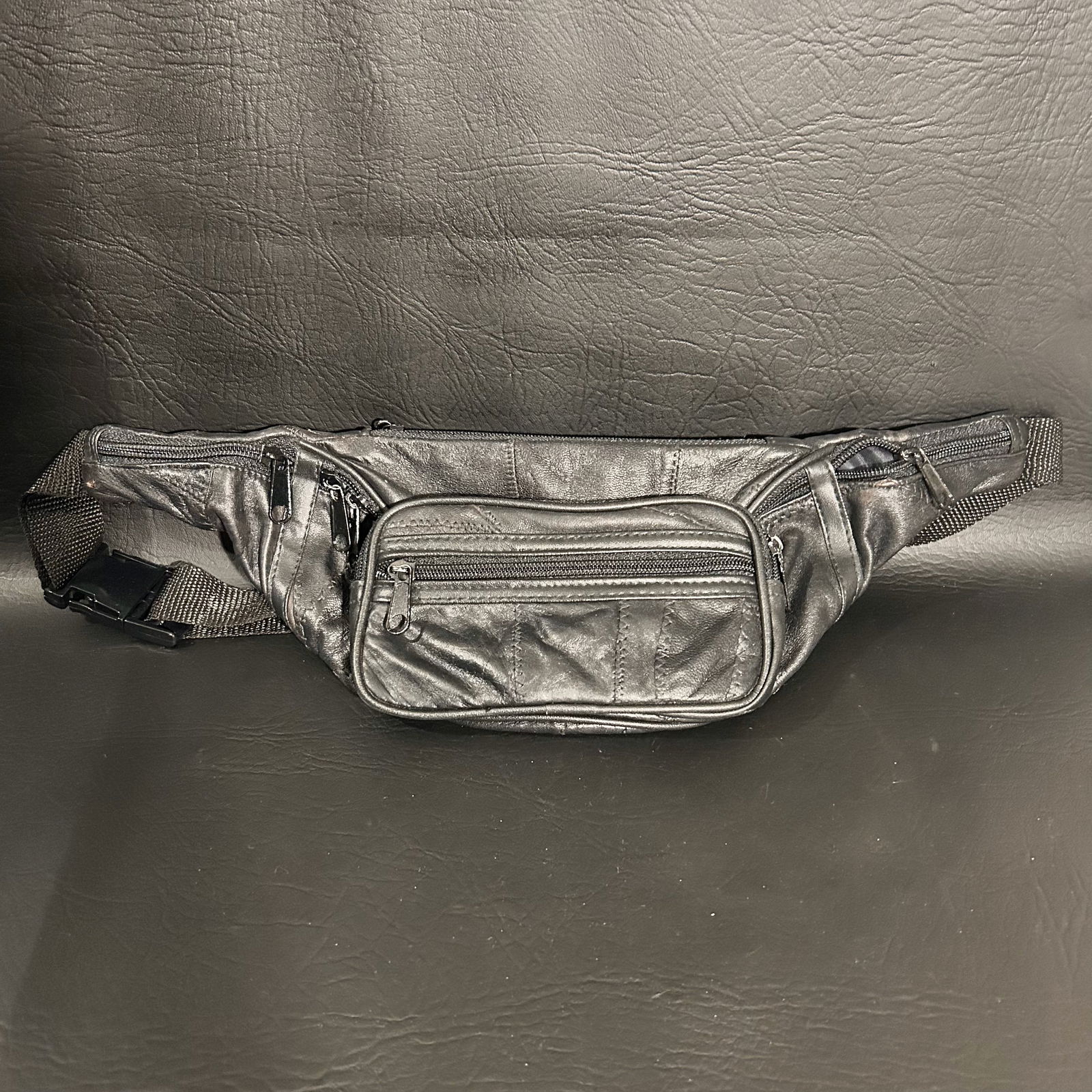 Black Leather Fanny Pack CLEAN (1 of 3)