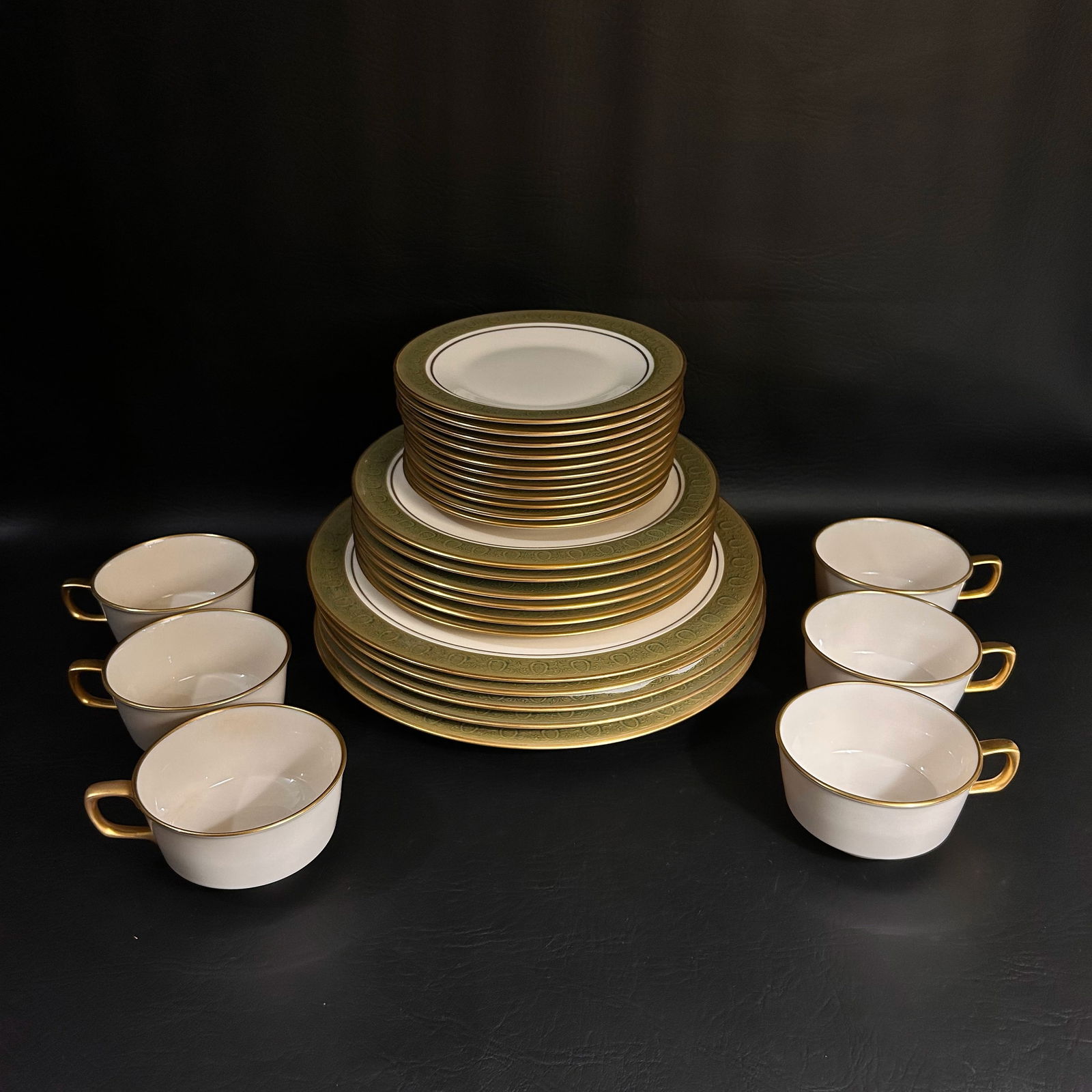 Midcentury Late 1960's 'Antique Green' USA MADE Franciscan Masterpiece China Set of 28 (1 of 7)