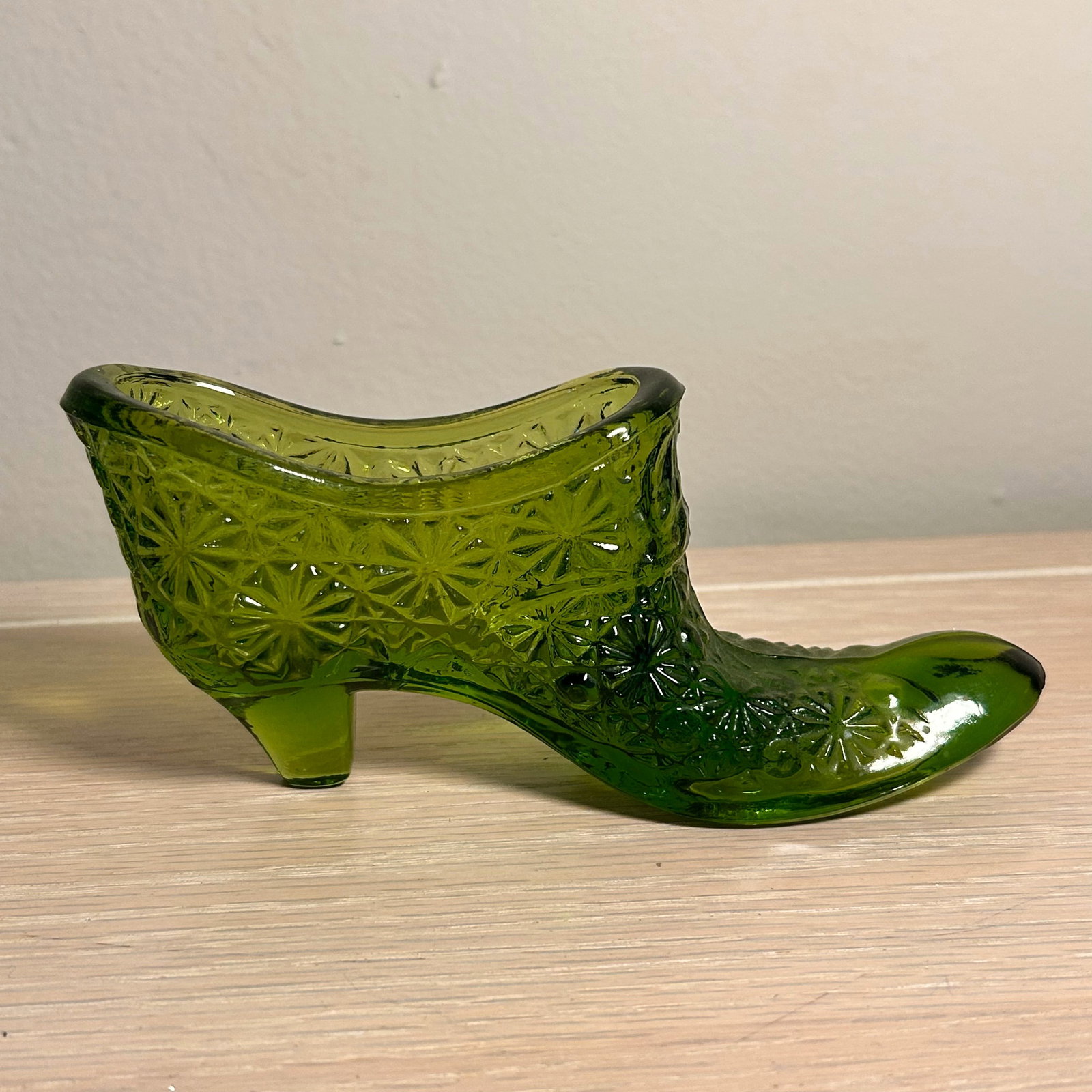Vintage Daisy and Button Pattern Green Glass Shoe: W6in D1.5in H3in