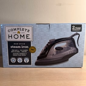 BRAND NEW Complete Home Non-Stick Steam Iron