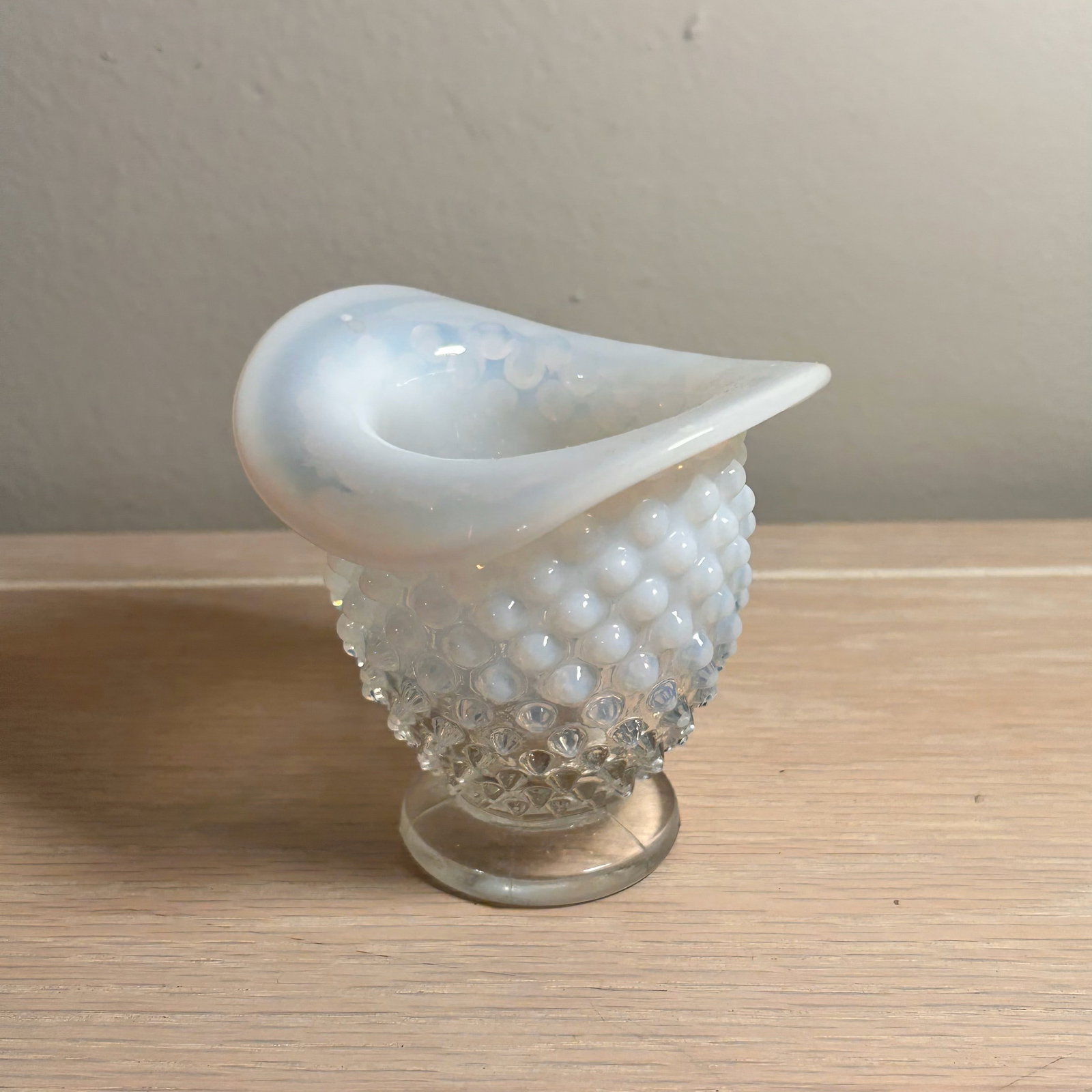 Fenton French Opalescent Hobnail Toothpick Holder: W3.5in H3.25in D3in