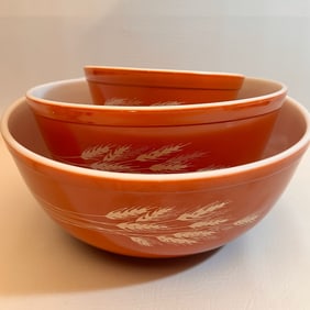 Vintage PYREX Autumn Wheat Nesting Mixing Bowl Set of 3