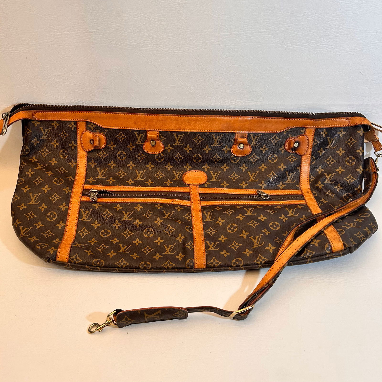 Faux Louis Vitton Duffle: W27in H14in D8in