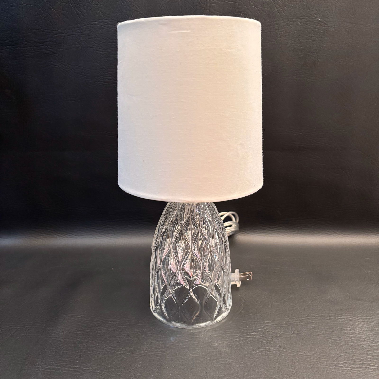 Cute Wavy Glass Lamp with Cylinder Shade: W4in H13in D6.5in