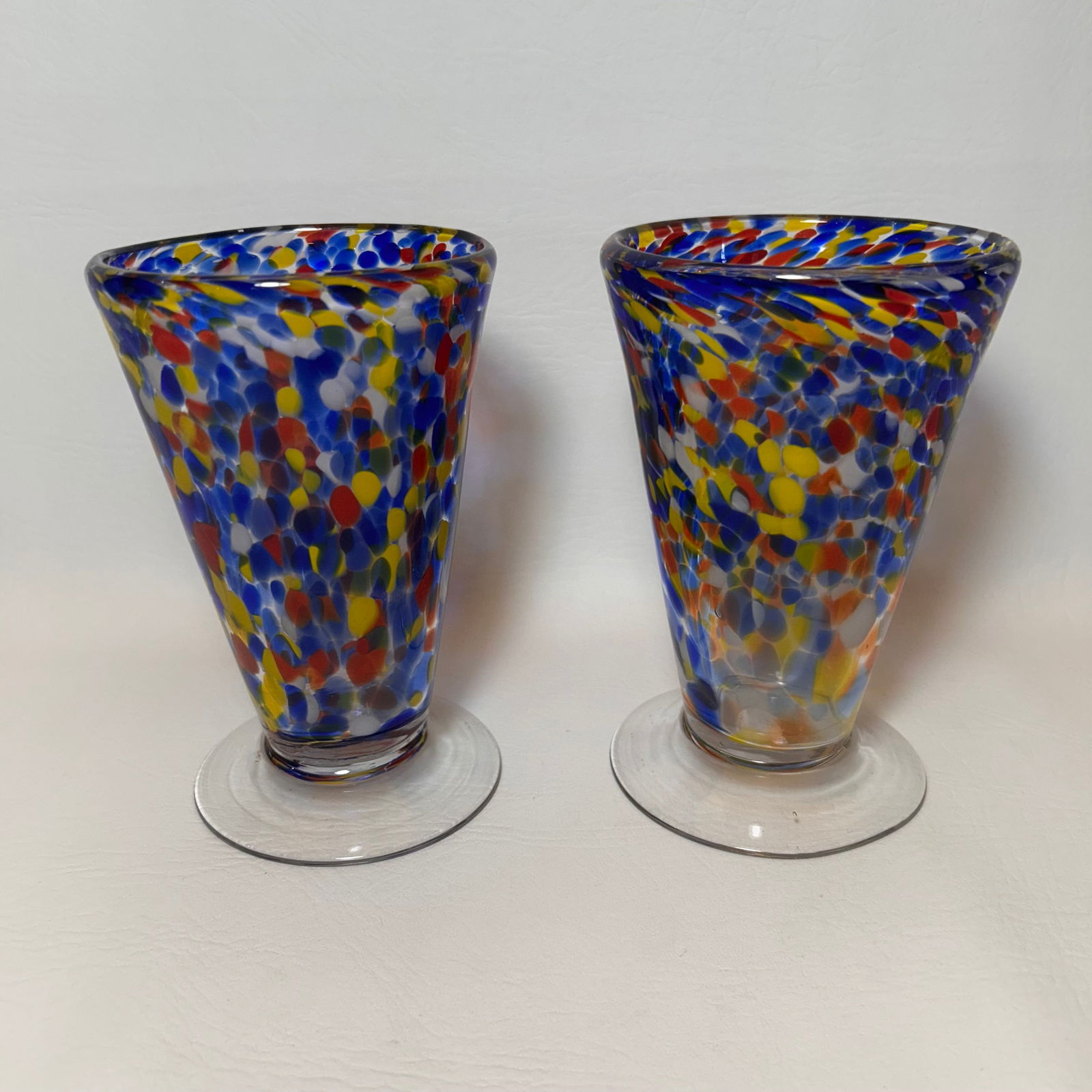 Collectable Red Robin Blown Art Confetti Glass Cocktail Dessert Pair (1 of 3)