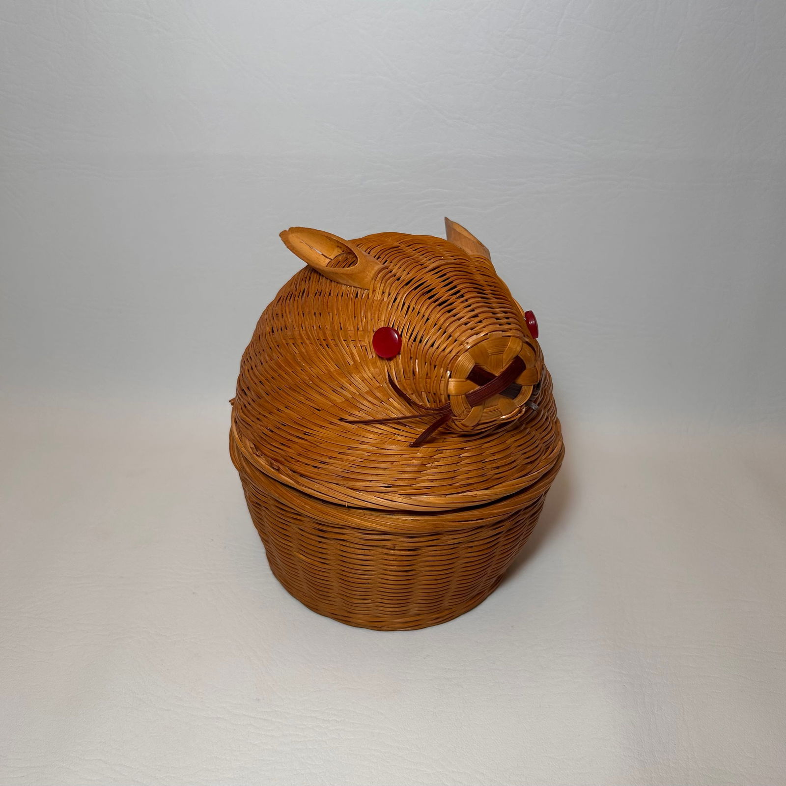 1970's Vintage Bunny Basket with Lid (1 of 2)