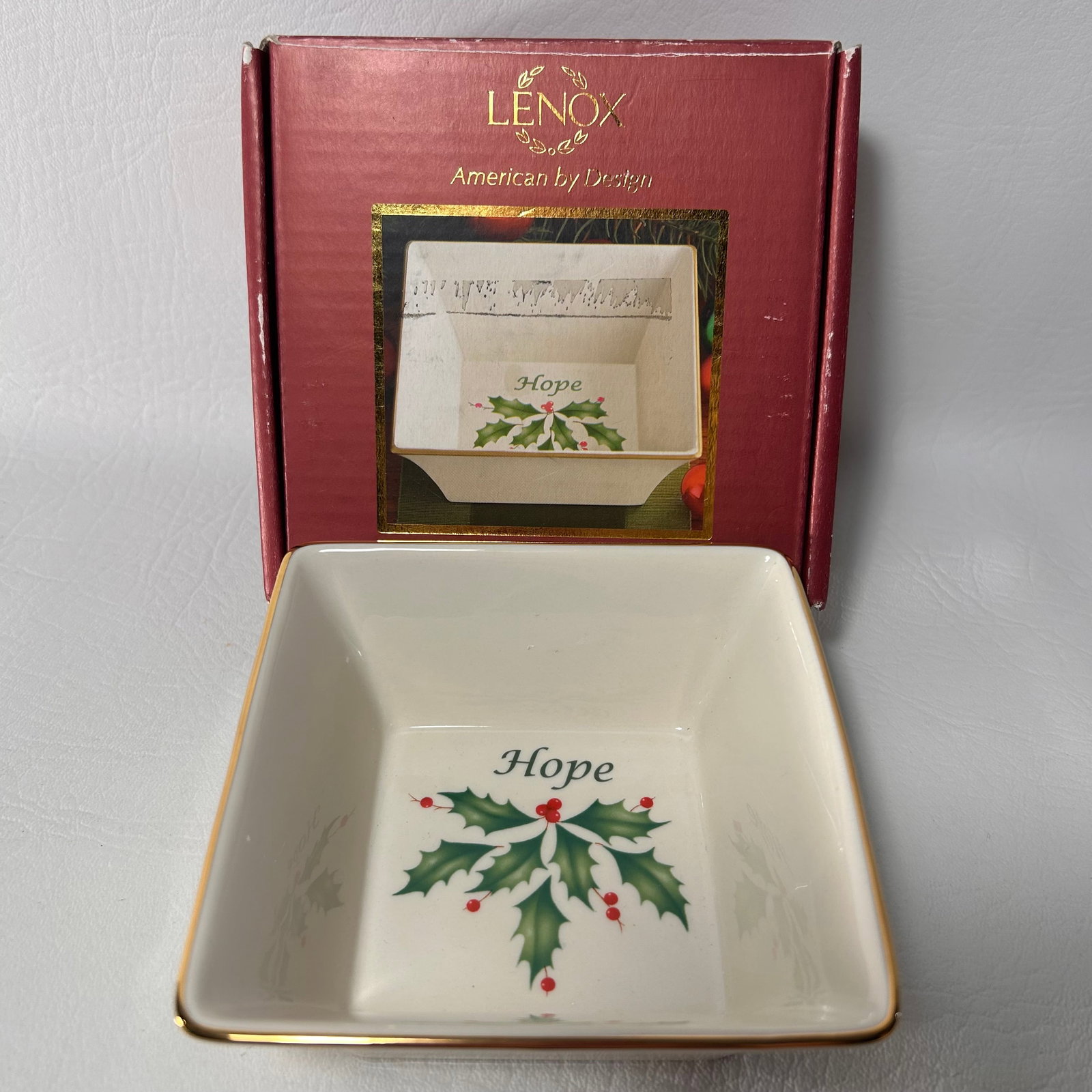 Vintage Lenox Holiday Square Hope Dish New in Box: W5.25in H2in D4.75in
