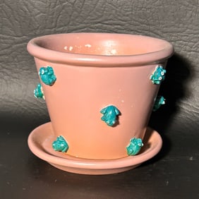 Adorable Miniature Frog Decorated Pot and Drain Tray, 2 Piece