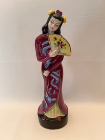 Late 1940's Orion China Tall Woman with Fan, Made in Occupied Japan