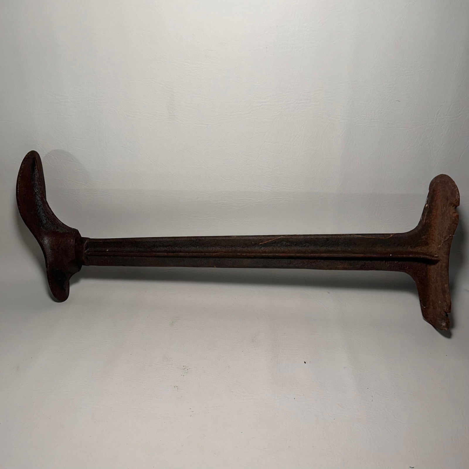 Early 1900s Antique Cast Iron Cobbler's Shoe Mold for Shoe Making or Repair (1 of 5)