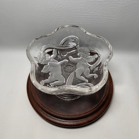 MIKASA Cherubs Footed Bon Bon Etched Candy Dish