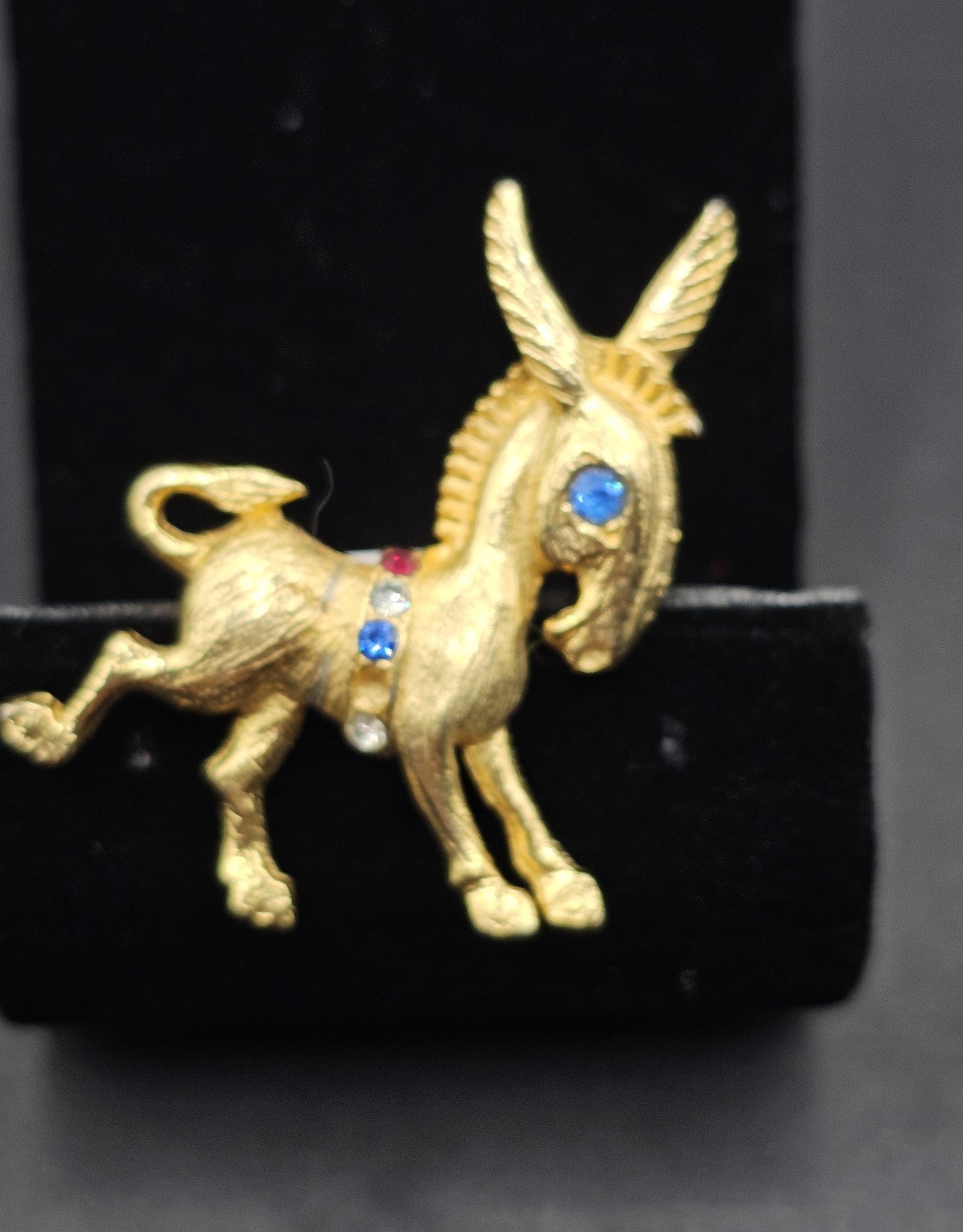 Vintage Donkey Brooch: with various stones
