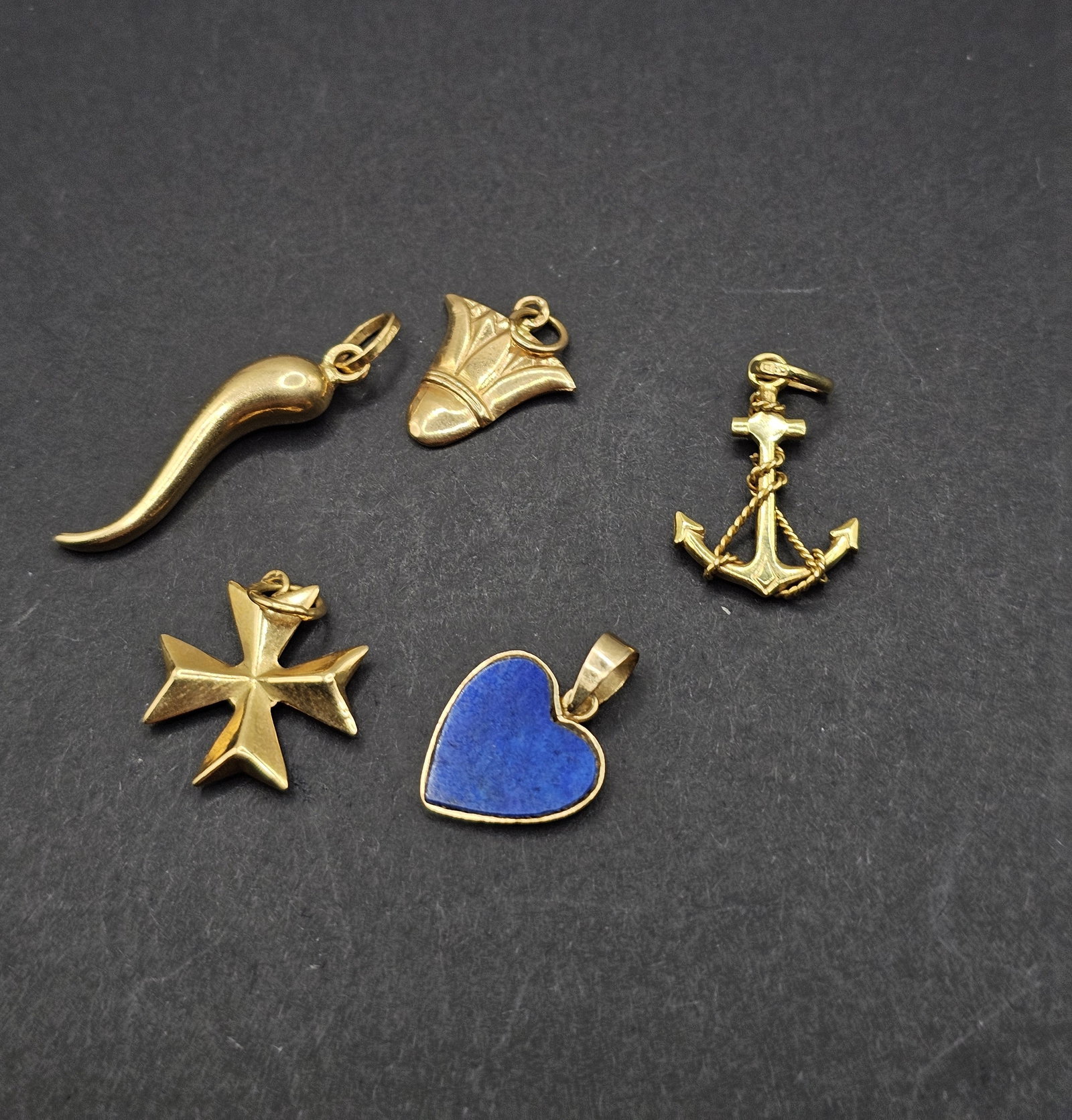 14K Charms - 5.09 grams: 14K charms/pendants