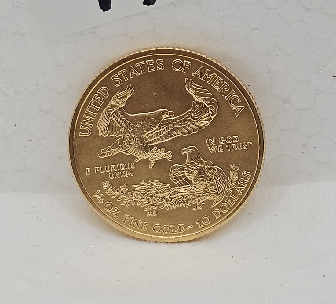 2013 UNC American Eagle $10 Gold Coin (1 of 2)