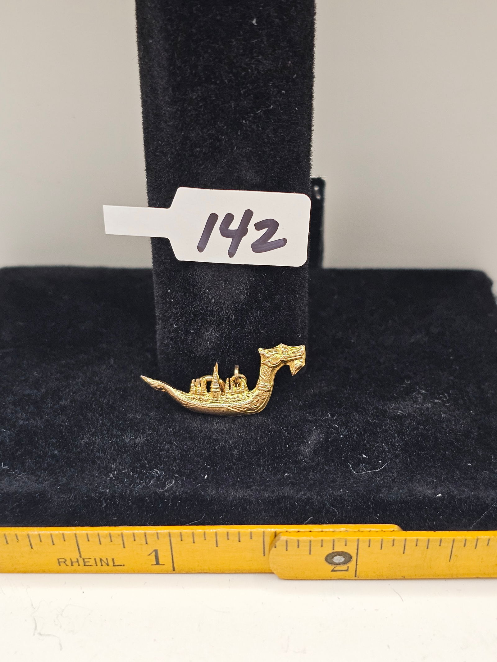 14k Venetian Gondola Charm: 14k Venetian Gondola Charm