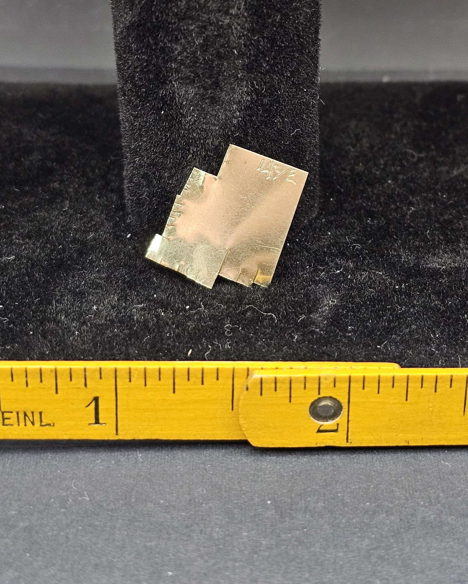 Loose sheet piece of 18k Yellow Gold: Loose sheet piece of 18k Yellow Gold
