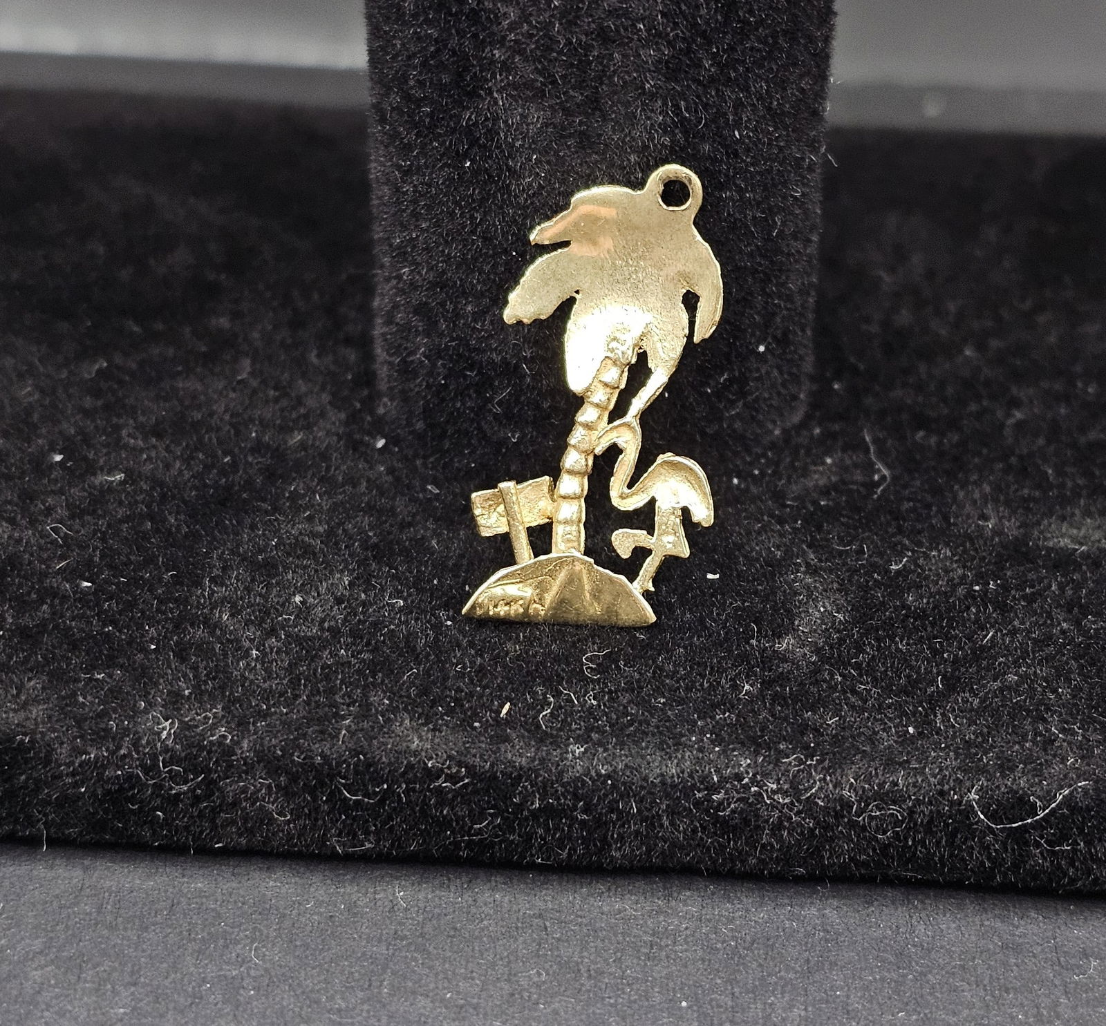 14k Gold Florida Charm: 14k Gold Florida Charm