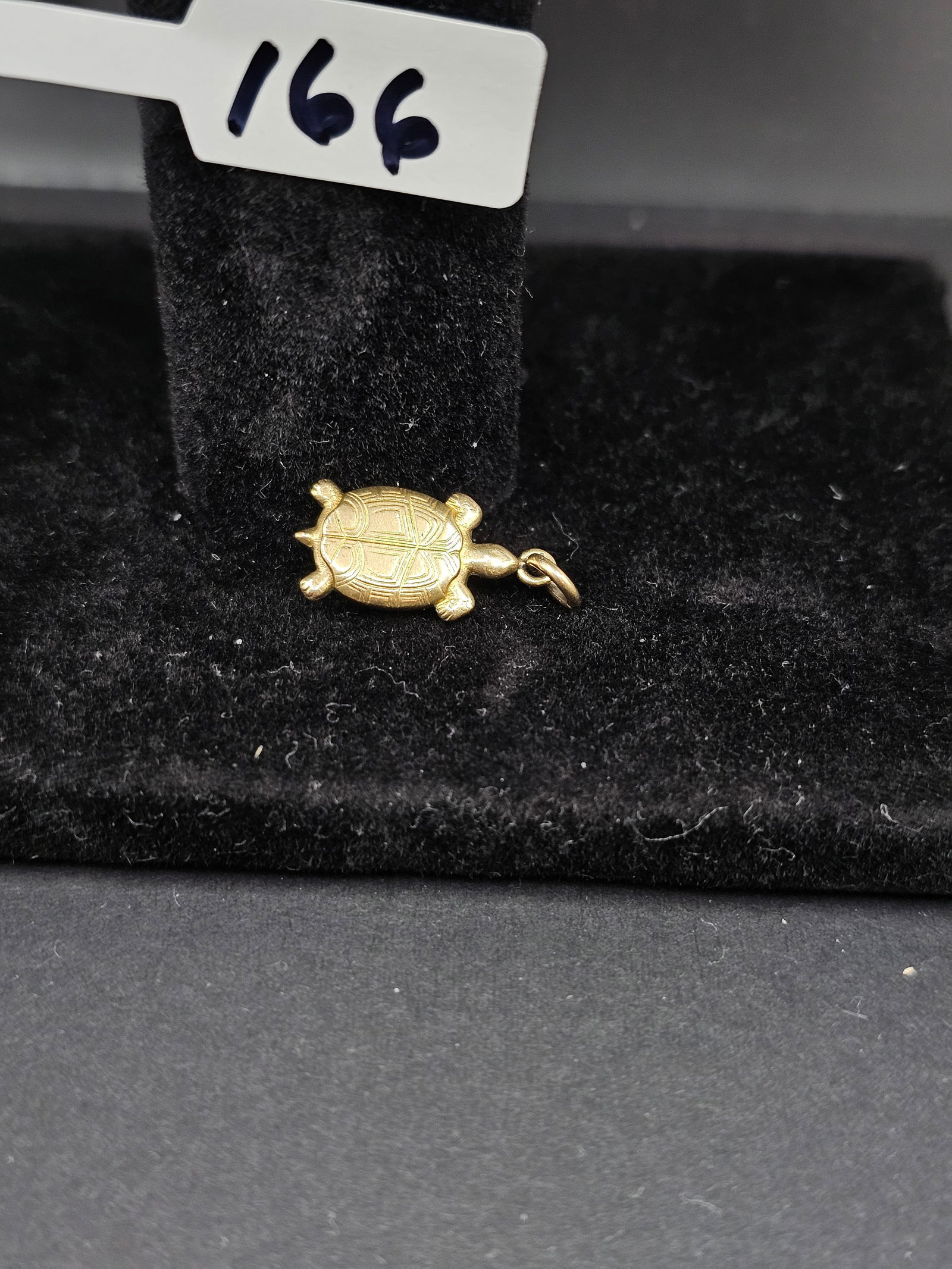 18k Turtle Charm: 18k Turtle Charm