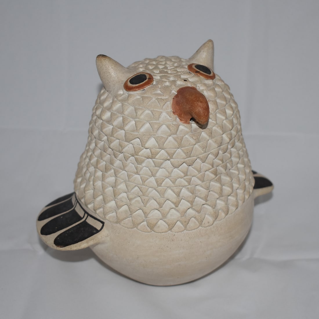 JESSIE GARCIA (ACOMA) OWL POT (1 of 3)