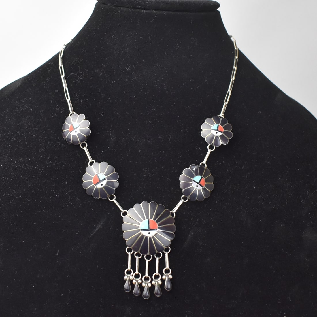 L AND L DICKSON ZUNI SILVER SUNFACE NECKLACE C. 1970 (1 of 3)