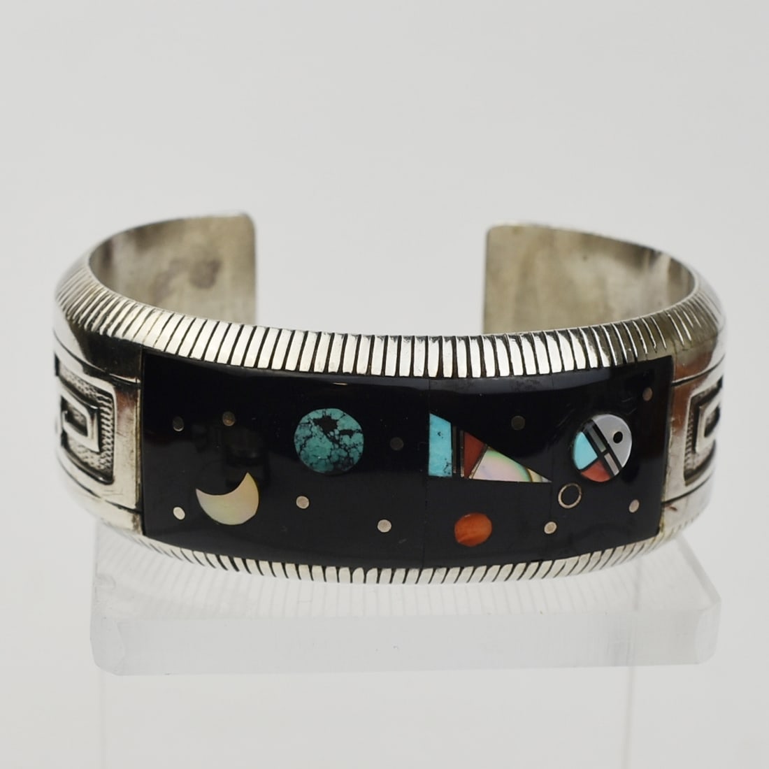 NAVAJO SILVER AND "NIGHT SKY" INLAY BRACELET BY LEE MCCRAY AND EARL LEE: Silver bracelet by Earl Lee (hallmarked) with "night sky" inlay by Lee McCray (hallmarked), contemporary. Very cleanly and artistically done. HALLMARKS: INLAY Lee McCray NAVAJO and Earl Lee Sterling (