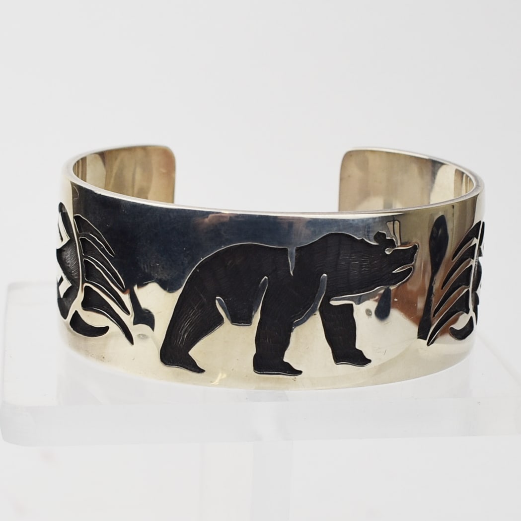 LAWRENCE SAUFKIE (HOPI) SILVER OVERLAY BRACELET C. 1980s (1 of 5)