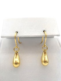 Tiffany & Co Elsa Peretti Teardrop Dangle Earrings in Polished 18 Karat Yellow Gold