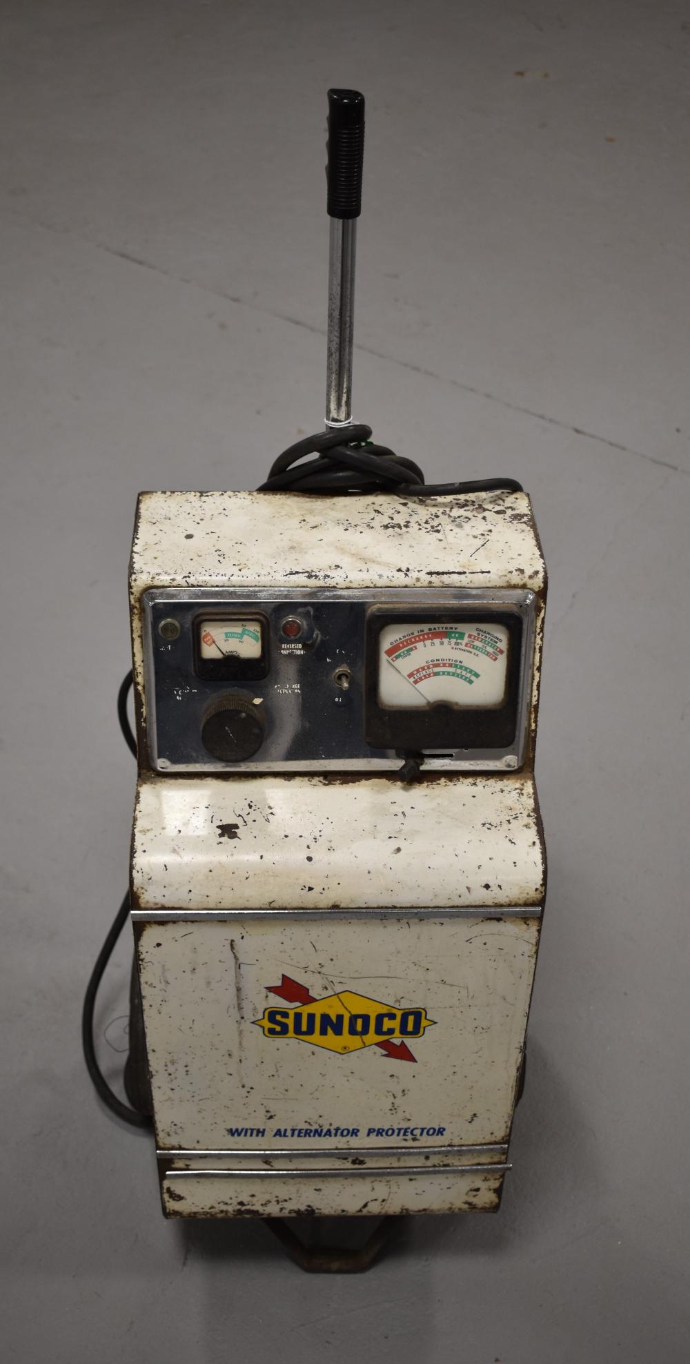 Vintage Sunoco Portable Battery Charger (1 of 1)