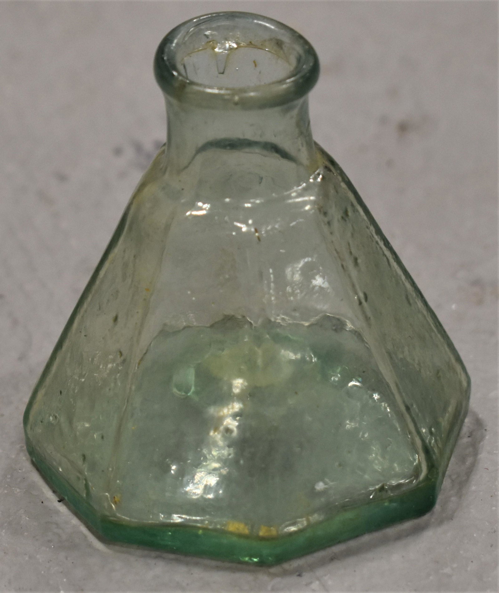 2 1/4" Aqua Blown N. E. Umbrella Ink Bottle (1 of 3)