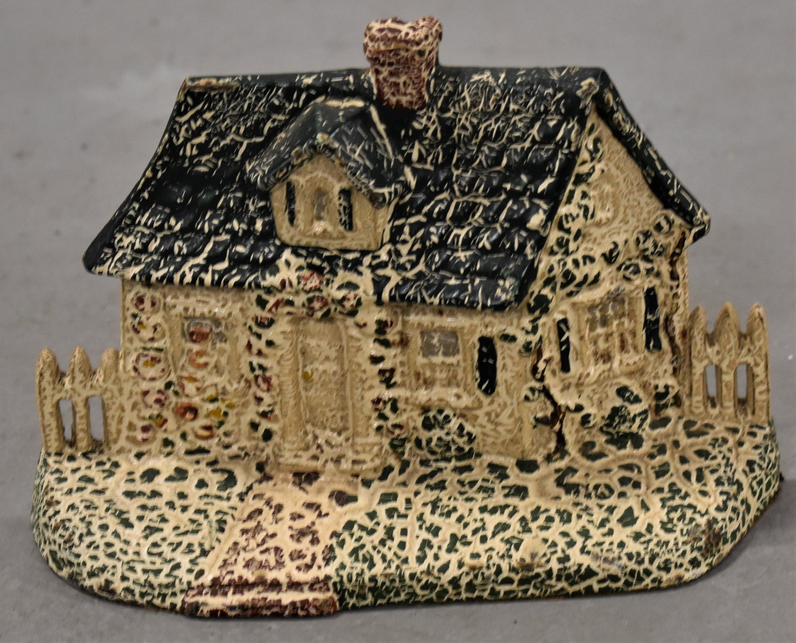 Vintage Cape Cod Cast Iron Cottage Doorstop: 5 1/4" PAINTED CAST IRON CAPE COD DOORSTOP WITH PICKET FENCE - 5 1/4"T X 7 1/2"W - WEAR AND IMPERFECTIONS TO PAINT