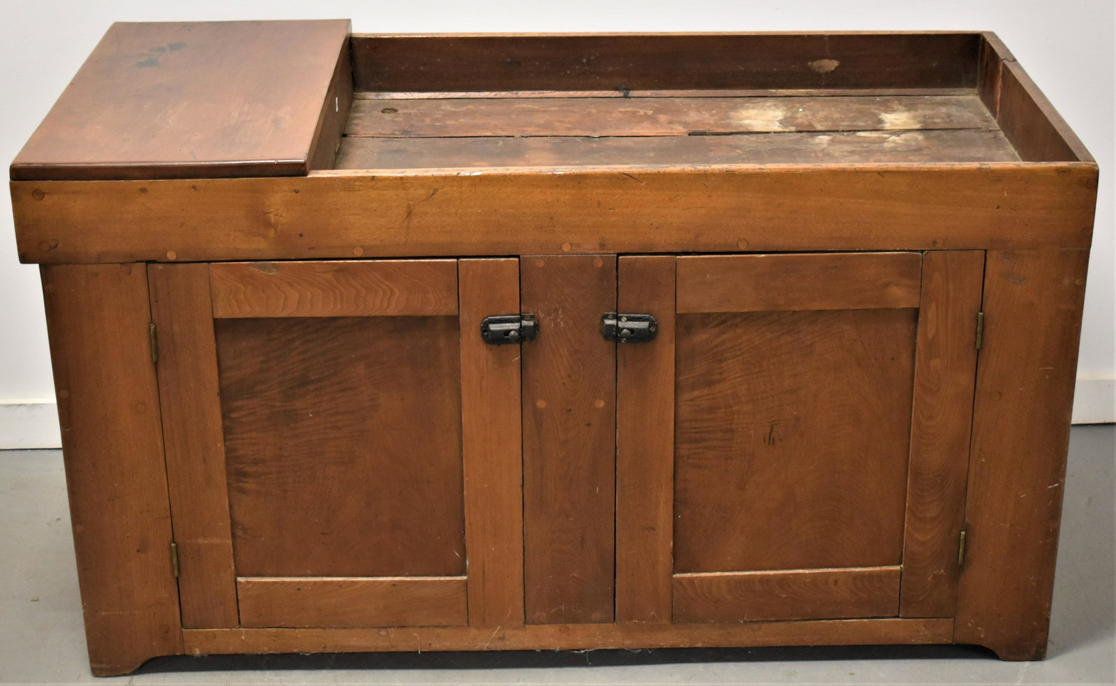 19th Century PA Cherry Dry Sink: 19TH CENTURY PA CHERRY DRY SINK WITH 2 UPPER SIDE DRAWERS OVER 2 RECESSED PANELS LOWER DOORS - 55"L X 25 1/2"D X 31"T - WITH WHITE PORCELAIN KNOBS - REPAIRS, WEAR AND IMPERFECTIONS