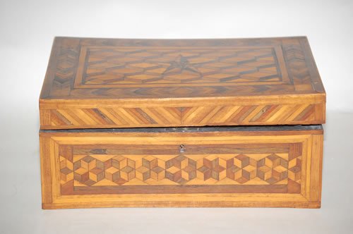 19TH CENT. PARQUETRY INLAID DOCUMENT BOX