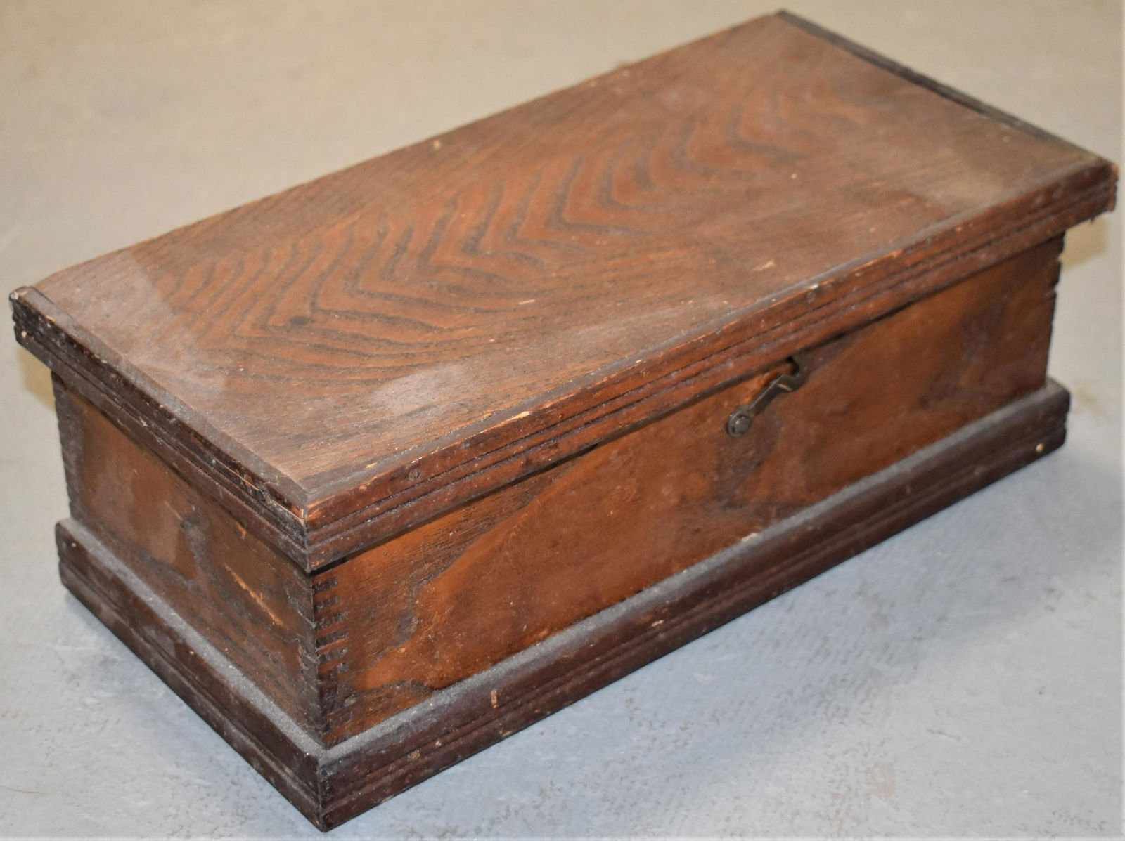 Vintage Wooden Childs Tool Chest: LATE 19TH CENTURY WOODEN CHILDS TOOL CHEST - INSIDE PAPER LABEL NO. 60B BOYS UNION TOOL CHEST - MACHINE DOVETAILED 12 1/2"L X 6"W X 4 1/2"D - WEAR AND IMPERFECTIONS