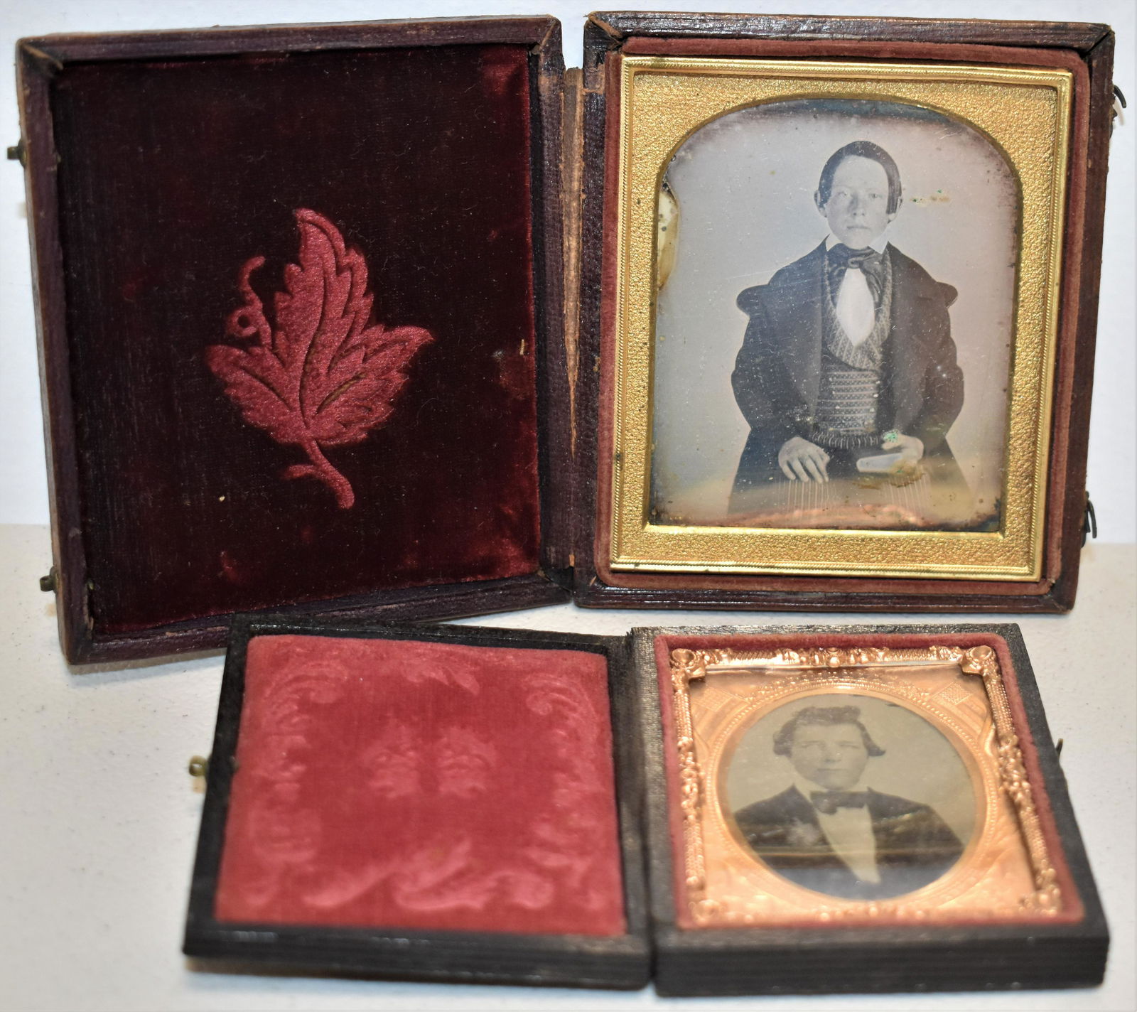 Lot 19th Century Photography (1 of 3)