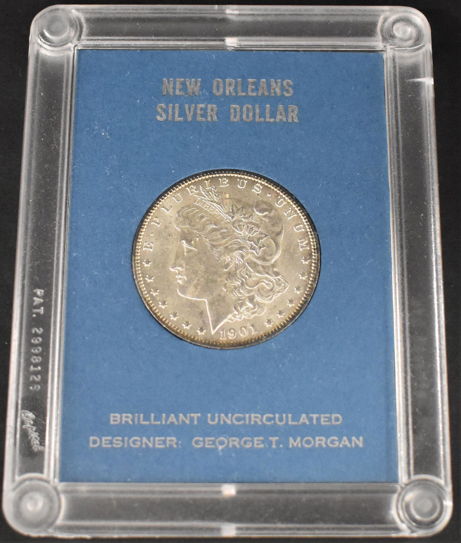 1901-O Morgan Silver Dollar in Presentation Case (1 of 2)
