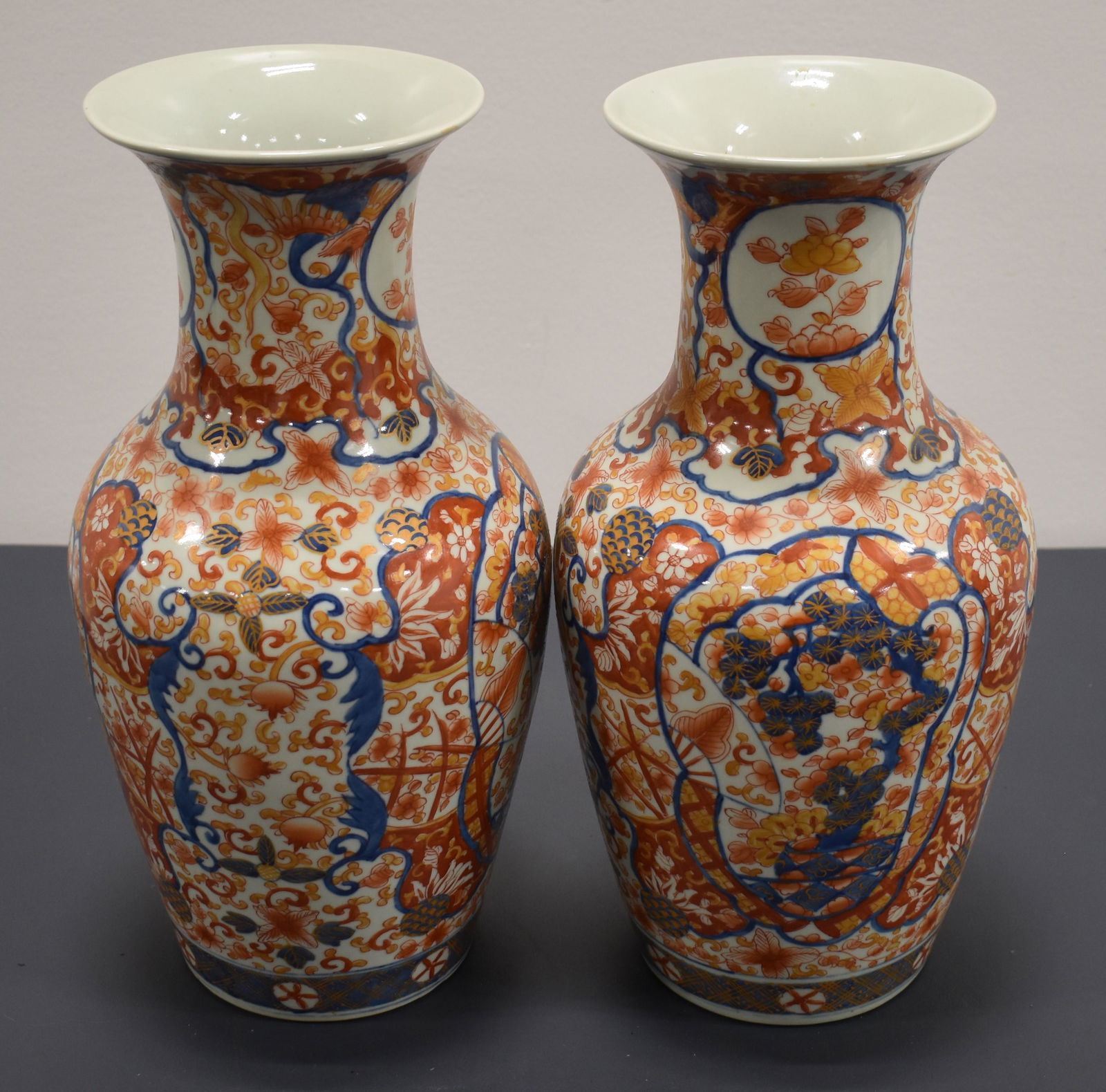 Pr. Japanese Imari Vases (1 of 3)