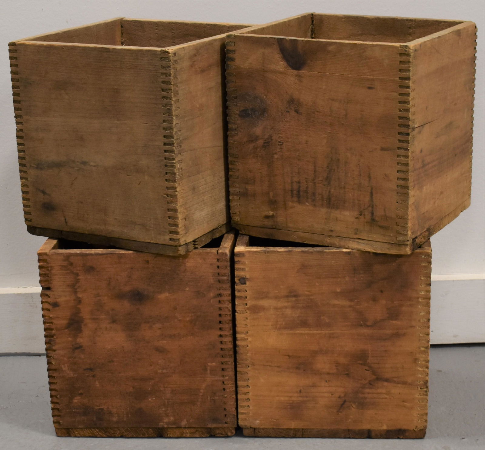 Lot of (4) Dovetailed Boxes (1 of 1)