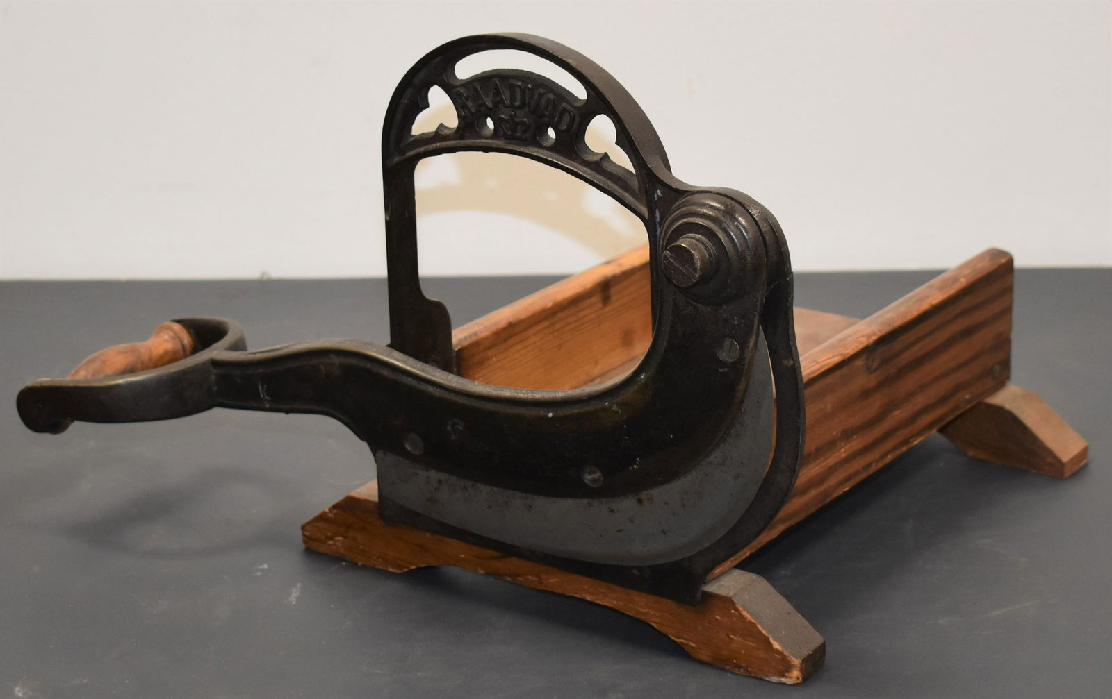 Vintage Raadvad Bread Slicer (1 of 5)