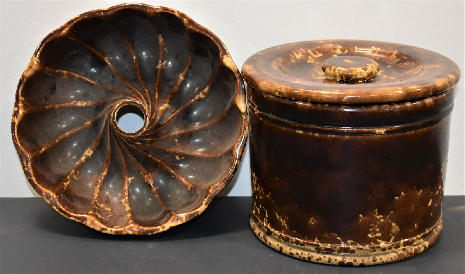 (2) Bennington Pottery Items (1 of 1)