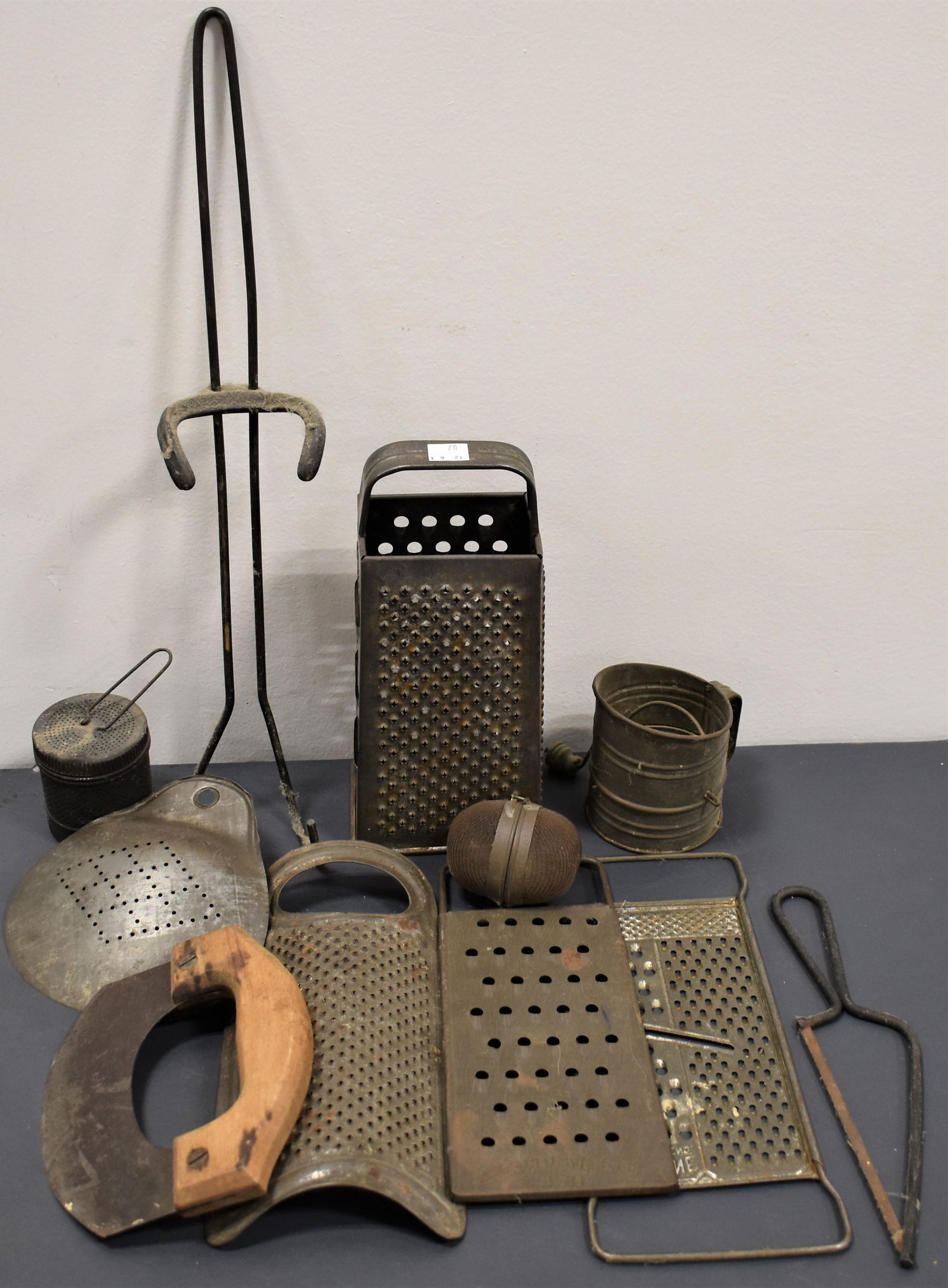 Vintage Kitchenware (1 of 1)