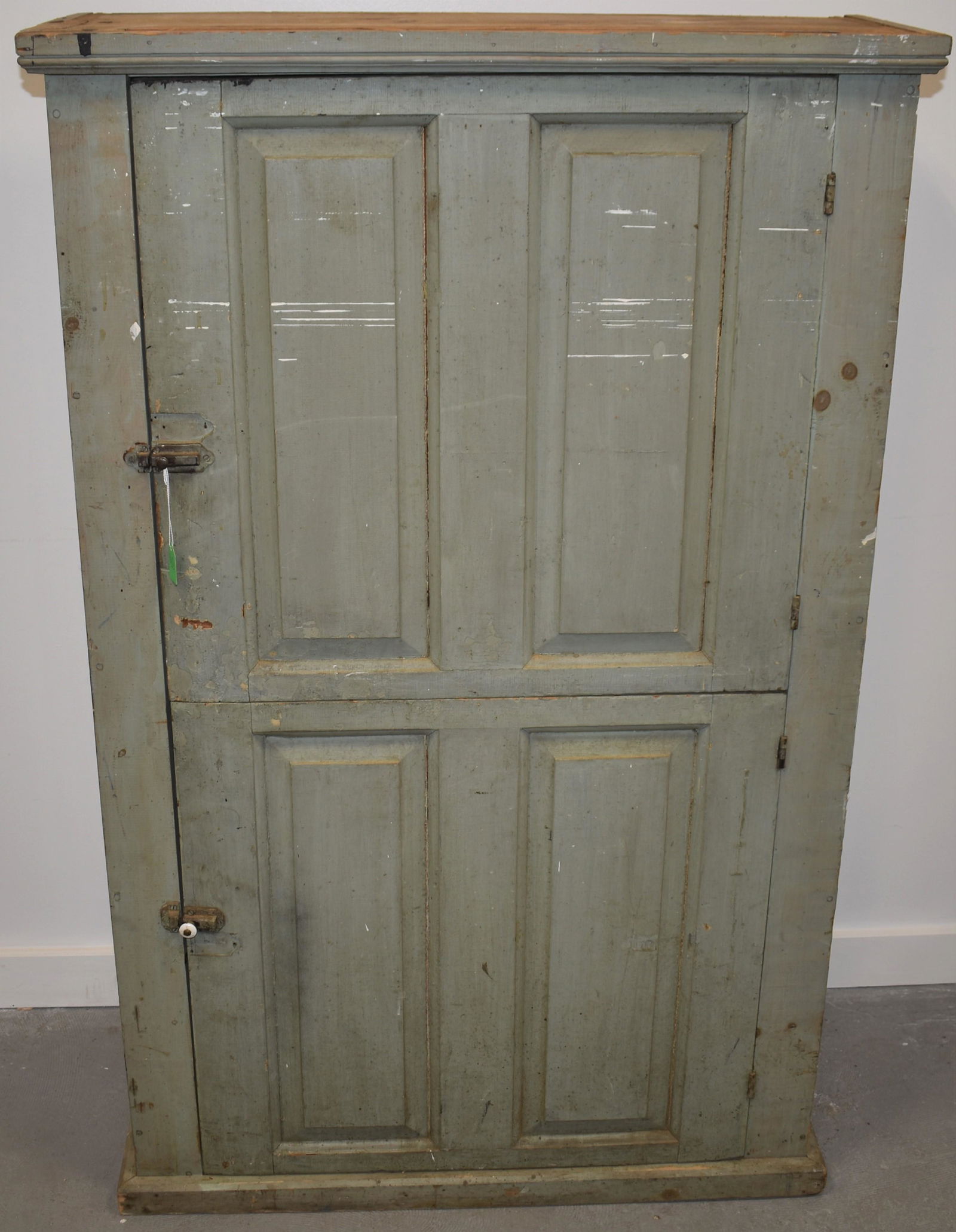 LATE 19TH CENT 2 DOOR PAINTED WALL CUPBAORD (1 of 2)