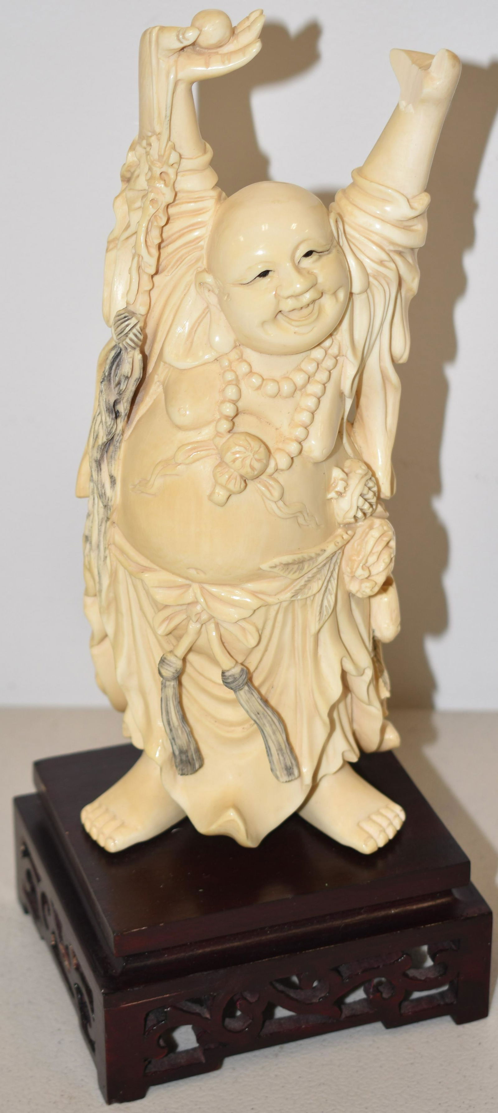 VINTAGE CARVED CHINESE STANDING BUDDAH (1 of 3)