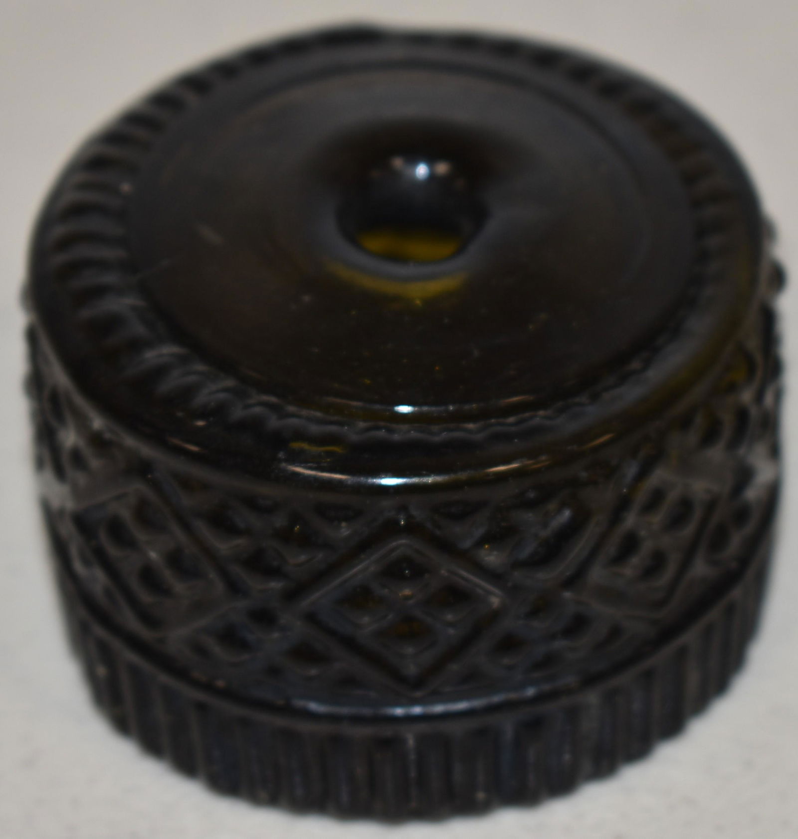 KEENE 3 MOLD BLOWN INKWELL (1 of 1)