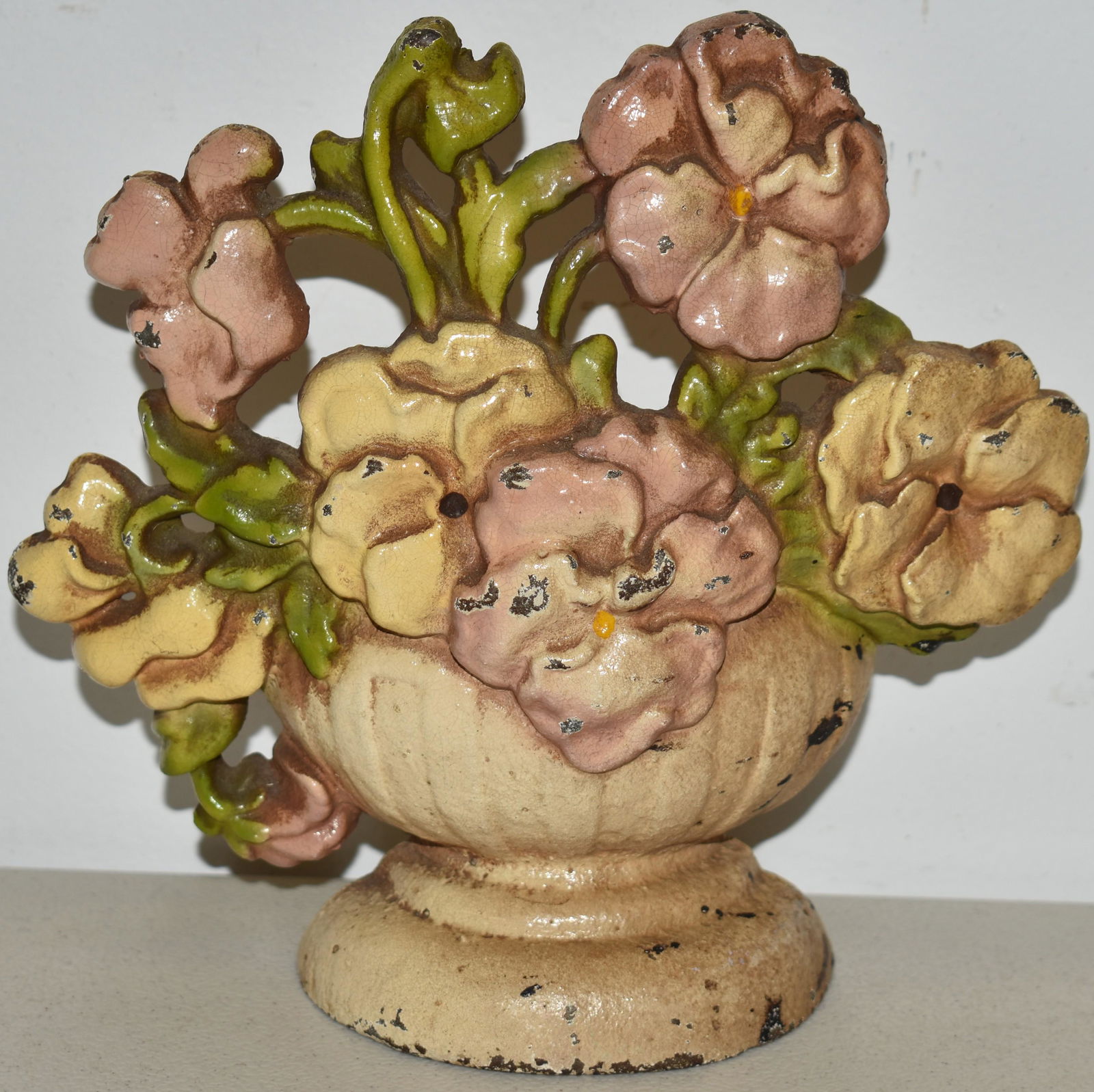 PAINTED CAST IRON PANSY DOORSTOP (1 of 2)