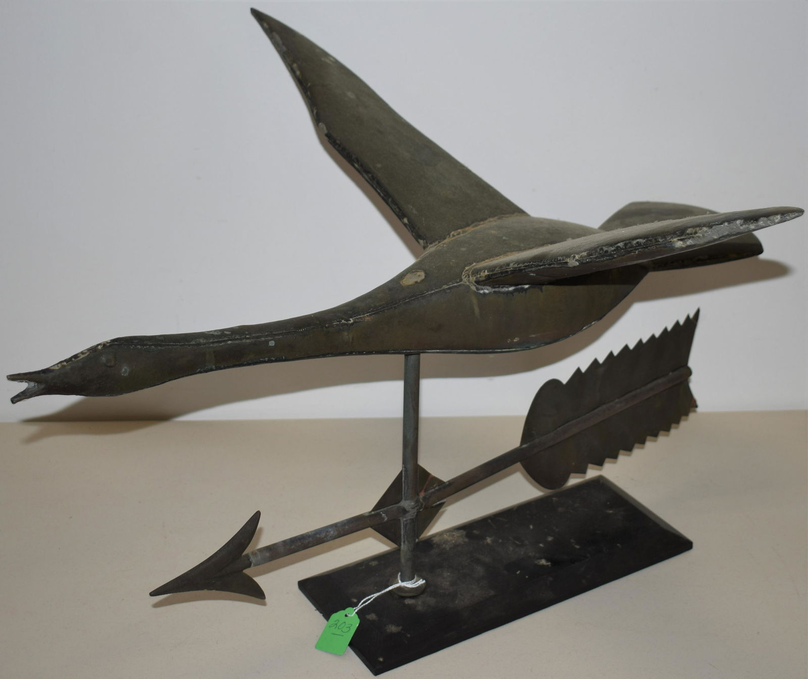 VINTAGE FULLBODIED FLYING GOOSE WEATHERVANE (1 of 2)