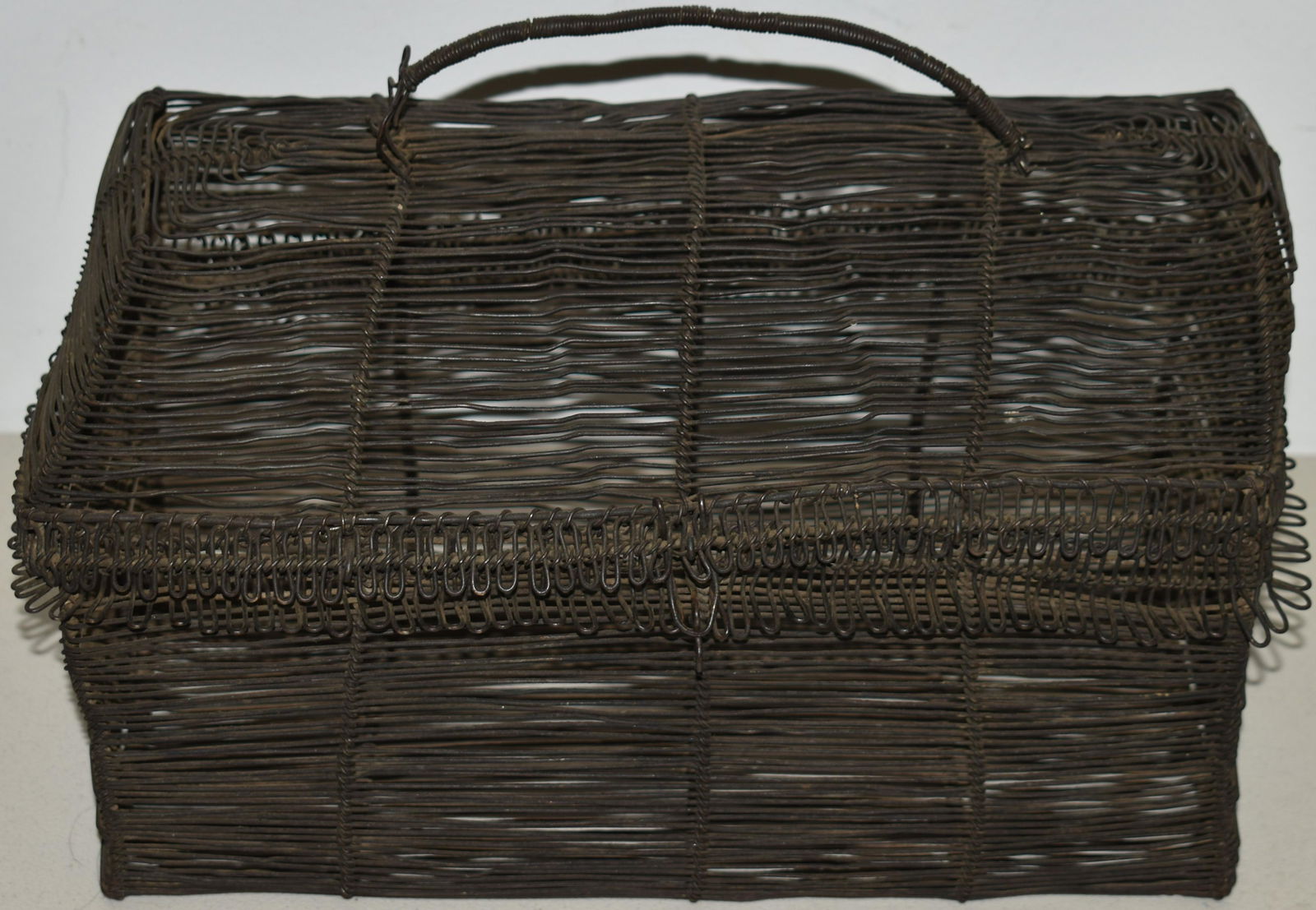 VINTAGE WIRE BASKET COVERED BOX (1 of 2)