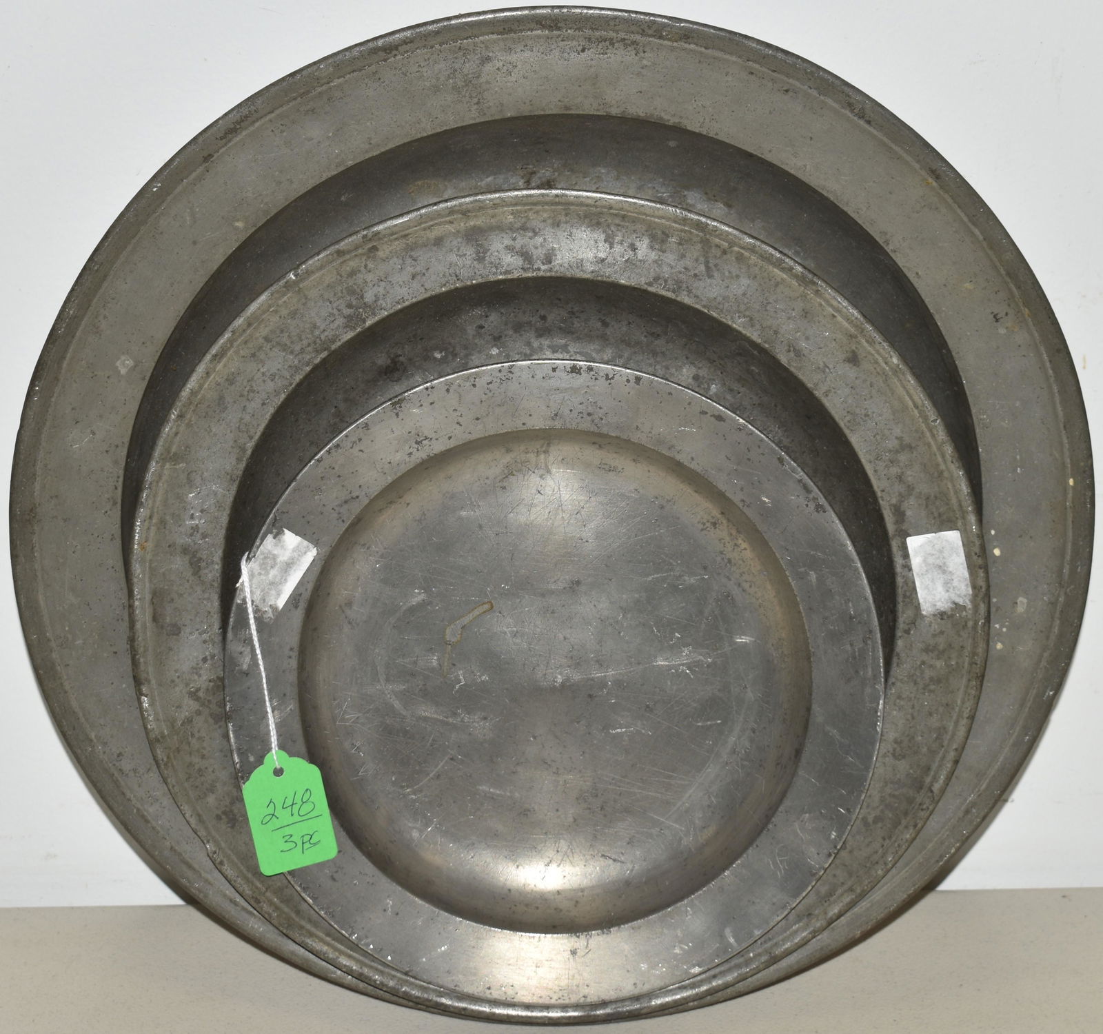 LOT (3) EARLY ENGLISH PEWTER BOWLS (1 of 5)