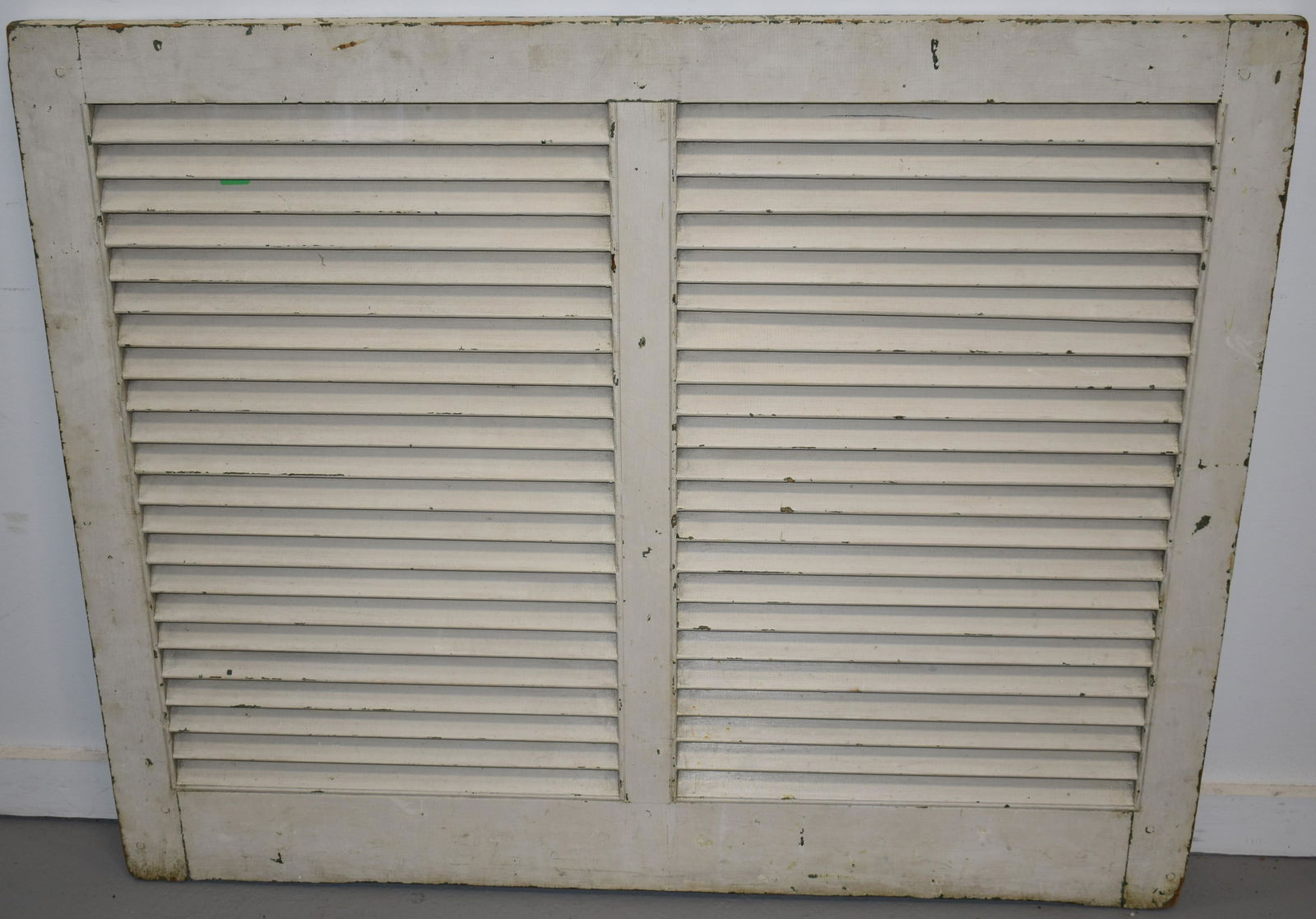 19TH CENT PAINTED WOODEN LOUVRE (1 of 2)