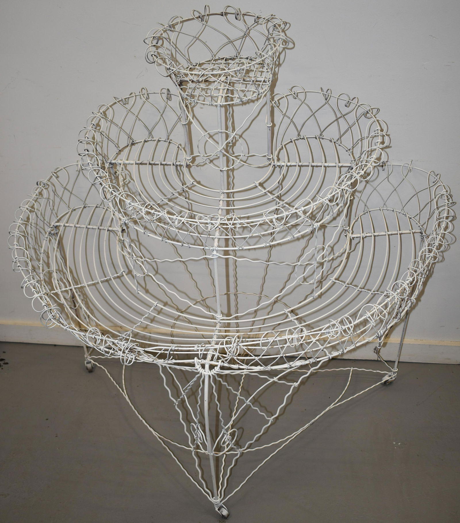 VICTORIAN WIRE 3 TIER PLANT STAND (1 of 2)